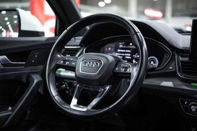 Audi Q5 II (FY) Рестайлинг с пробегом 2021 года, цена 5 259 645 рублей, 11648 км, внедорожник, Автокод Объявления