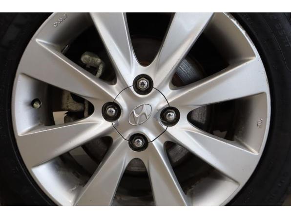 Hyundai Solaris I с пробегом 2012 года, цена 673 000 рублей, 161073 км, седан, Автокод Объявления