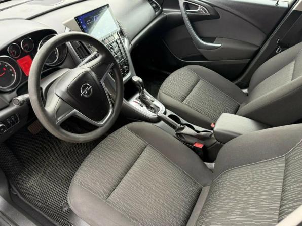 Opel Astra J Рестайлинг с пробегом 2013 года, цена 654 160 рублей, 173984 км, хэтчбек, Автокод Объявления