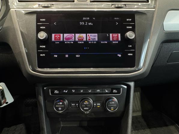 Volkswagen Tiguan II с пробегом 2019 года, цена 2 499 000 рублей, 105935 км, внедорожник, Автокод Объявления