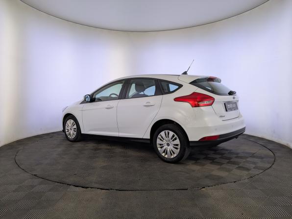 Ford Focus III Рестайлинг с пробегом 2018 года, цена 1 250 000 рублей, 44505 км, хэтчбек, Автокод Объявления