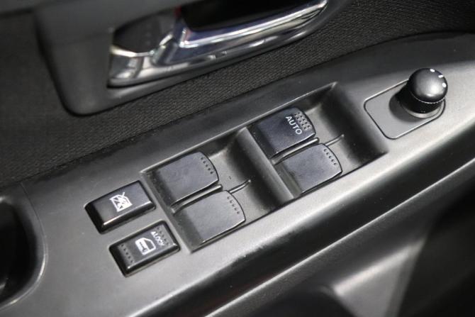 Suzuki SX4 I (Classic) Рестайлинг с пробегом 2010 года, цена 761 000 рублей, 220000 км, хэтчбек, Автокод Объявления