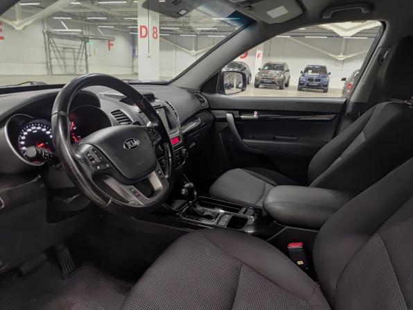 Kia Sorento II Рестайлинг с пробегом 2018 года, цена 1 805 000 рублей, 134877 км, внедорожник, Автокод Объявления