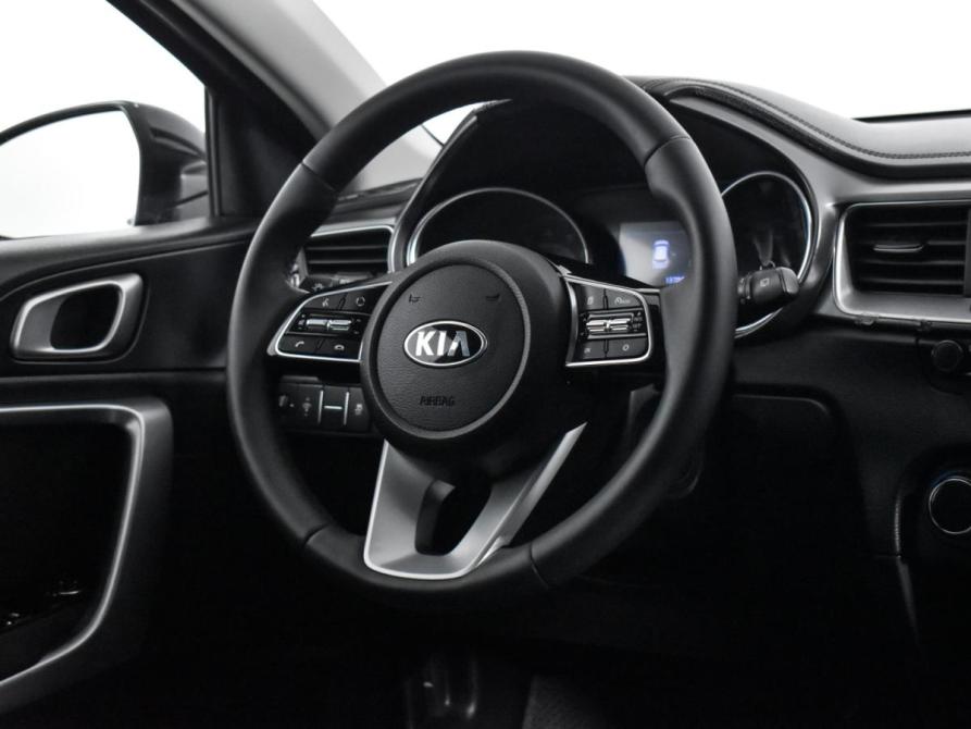Kia Ceed III Санкт-Петербург  - изображение 15
