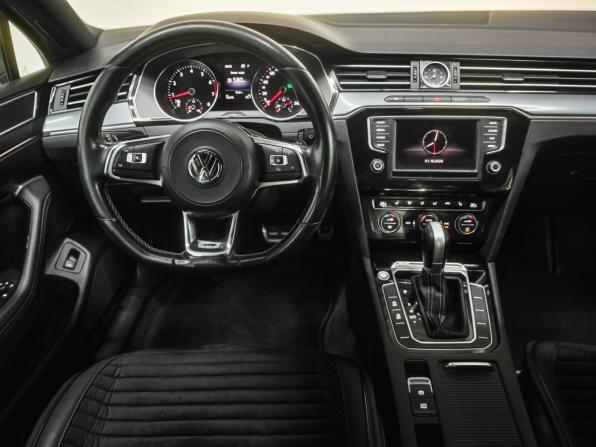 Volkswagen Passat B8 с пробегом 2016 года, цена 2 229 000 рублей, 96246 км, седан, Автокод Объявления