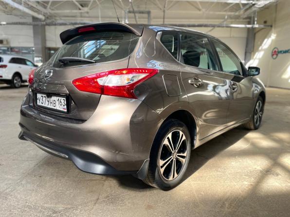 Nissan Tiida II с пробегом 2015 года, цена 980 000 рублей, 182587 км, хэтчбек, Автокод Объявления