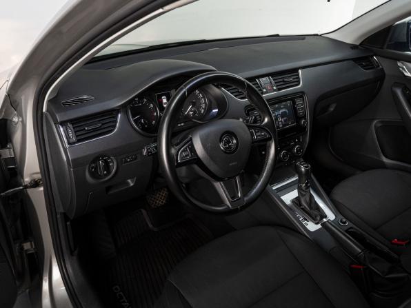 Skoda Octavia III (A7) с пробегом 2017 года, цена 1 749 000 рублей, 155358 км, лифтбек, Автокод Объявления