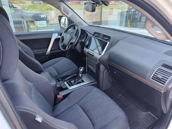 Toyota Land Cruiser Prado 150 Series Рестайлинг 2 с пробегом 2019 года, цена 5 450 000 рублей, 72000 км, внедорожник, Автокод Объявления