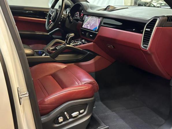 Porsche Cayenne III с пробегом 2018 года, цена 5 697 000 рублей, 114000 км, внедорожник, Автокод Объявления