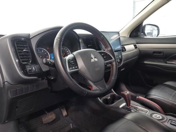 Mitsubishi Outlander III Рестайлинг с пробегом 2014 года, цена 1 545 000 рублей, 138000 км, внедорожник, Автокод Объявления