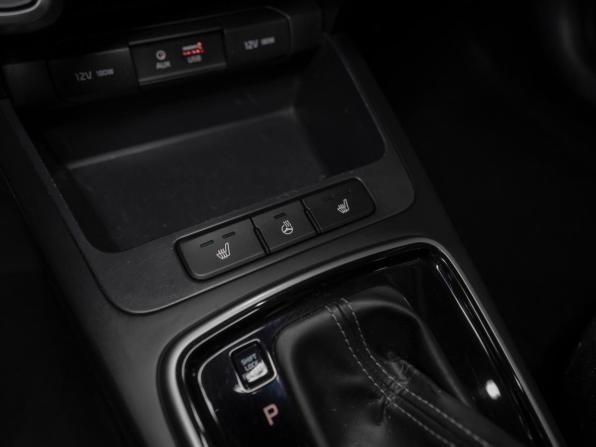 Kia Rio IV с пробегом 2018 года, цена 1 590 000 рублей, 66537 км, хэтчбек, Автокод Объявления