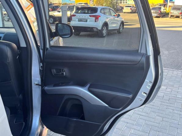 Mitsubishi Outlander II Рестайлинг с пробегом 2011 года, цена 1 175 000 рублей, 218584 км, внедорожник, Автокод Объявления