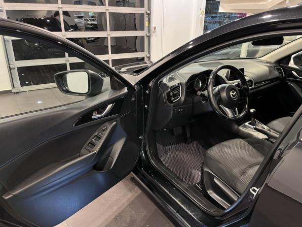Mazda 3 III (BM) с пробегом 2013 года, цена 1 232 000 рублей, 177700 км, хэтчбек, Автокод Объявления