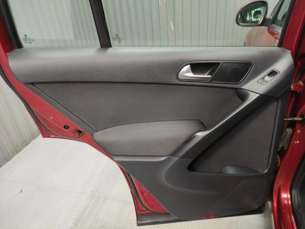 Volkswagen Tiguan I Рестайлинг с пробегом 2012 года, цена 1 257 000 рублей, 147450 км, внедорожник, Автокод Объявления