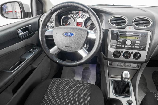 Ford Focus II Рестайлинг с пробегом 2011 года, цена 499 000 рублей, 265000 км, седан, Автокод Объявления
