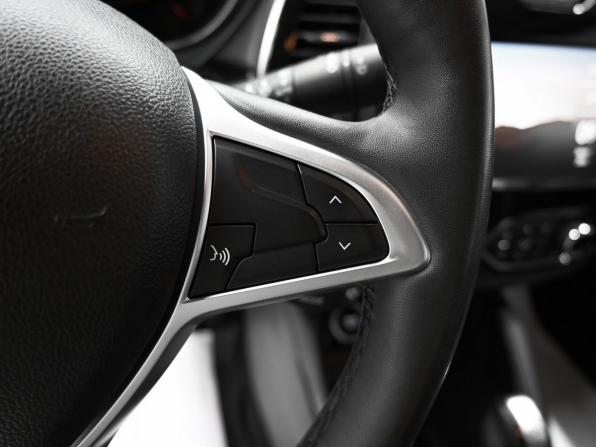 Renault Kaptur I Рестайлинг с пробегом 2021 года, цена 1 795 000 рублей, 59236 км, внедорожник, Автокод Объявления