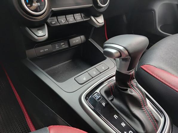 Kia Rio IV с пробегом 2020 года, цена 1 670 000 рублей, 63000 км, седан, Автокод Объявления