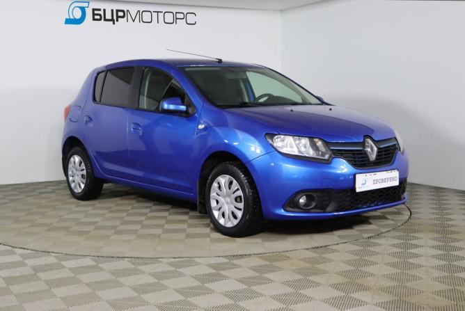 Renault Sandero II Рестайлинг с пробегом 2018 года, цена 899 990 рублей, 144564 км, хэтчбек, Автокод Объявления