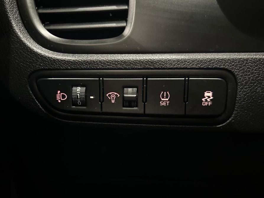 Kia Rio IV Санкт-Петербург  - изображение 20