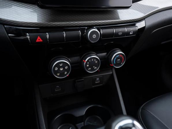 Lada (ВАЗ) Vesta I Рестайлинг (NG) с пробегом 2023 года, цена 1 145 000 рублей, 64523 км, седан, Автокод Объявления