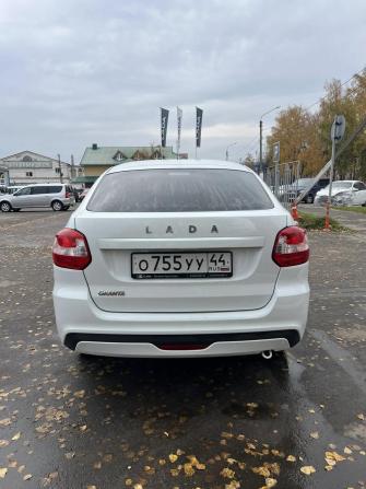 Lada (ВАЗ) Granta I Рестайлинг с пробегом 2023 года, цена 560 000 рублей, 175000 км, лифтбек, Автокод Объявления