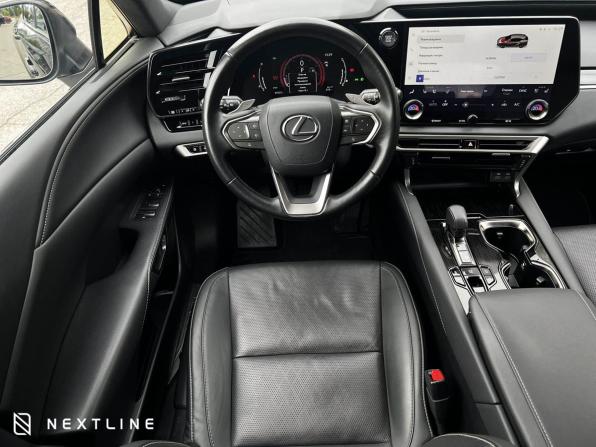 Lexus RX V с пробегом 2023 года, цена 8 390 000 рублей, 44335 км, внедорожник, Автокод Объявления