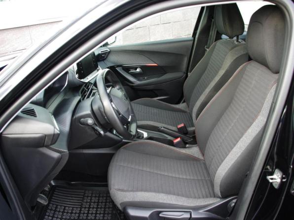 Peugeot 2008 II с пробегом 2021 года, цена 1 890 000 рублей, 77000 км, внедорожник, Автокод Объявления
