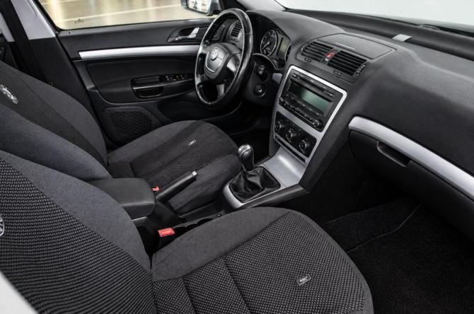 Skoda Octavia II (A5) Рестайлинг с пробегом 2010 года, цена 779 000 рублей, 249000 км, лифтбек, Автокод Объявления