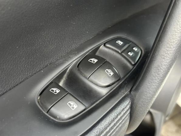 Nissan Qashqai II Рестайлинг с пробегом 2021 года, цена 1 990 000 рублей, 70353 км, внедорожник, Автокод Объявления