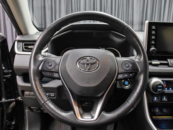 Toyota RAV4 V (XA50) с пробегом 2021 года, цена 3 449 000 рублей, 120650 км, внедорожник, Автокод Объявления