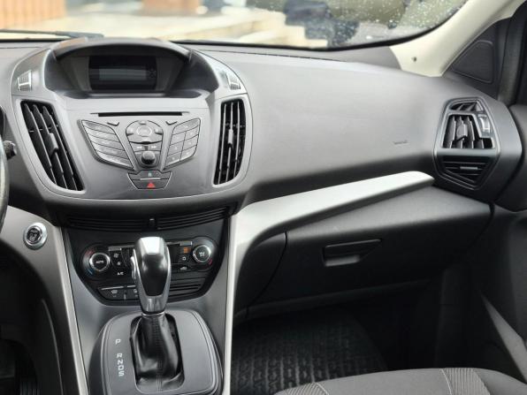 Ford Kuga II Рестайлинг с пробегом 2016 года, цена 1 690 000 рублей, 109760 км, внедорожник, Автокод Объявления
