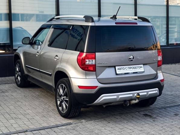 Skoda Yeti I Рестайлинг с пробегом 2017 года, цена 1 499 000 рублей, 109804 км, внедорожник, Автокод Объявления