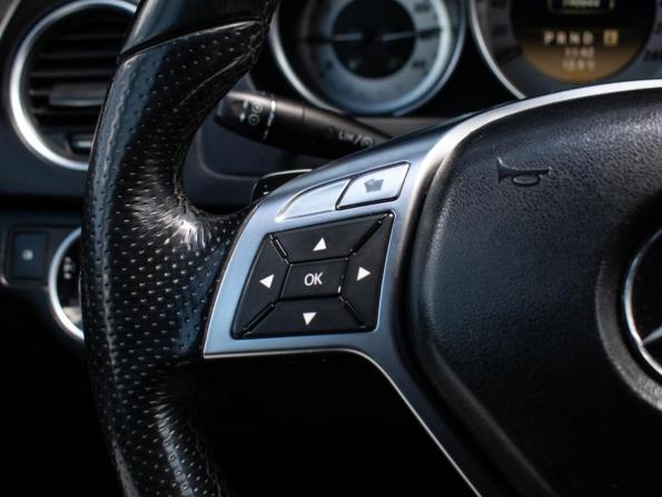 Mercedes-Benz C-Класс III (W204) Рестайлинг с пробегом 2012 года, цена 1 260 000 рублей, 190644 км, седан, Автокод Объявления