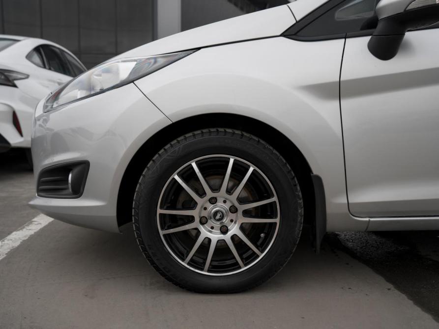 Ford Fiesta Mk6 Рестайлинг Москва  - изображение 20