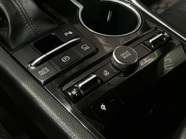 Kia K5 III с пробегом 2020 года, цена 1 770 000 рублей, 188300 км, седан, Автокод Объявления
