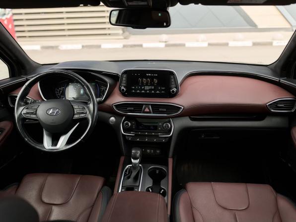 Hyundai Santa Fe IV с пробегом 2018 года, цена 3 064 000 рублей, 122023 км, внедорожник, Автокод Объявления