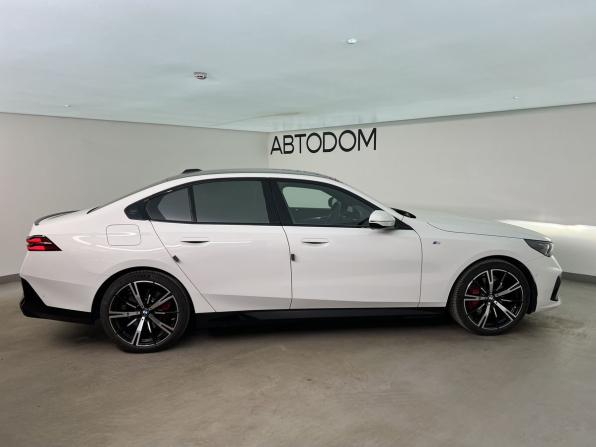 BMW 5 серии VIII (G60/G61/G68) с пробегом 2024 года, цена 8 250 000 рублей, 19463 км, седан, Автокод Объявления