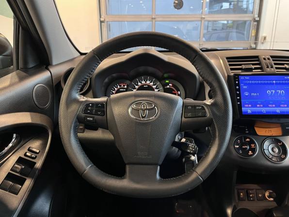 Toyota RAV4 III (XA30) Рестайлинг с пробегом 2012 года, цена 1 367 000 рублей, 243471 км, внедорожник, Автокод Объявления