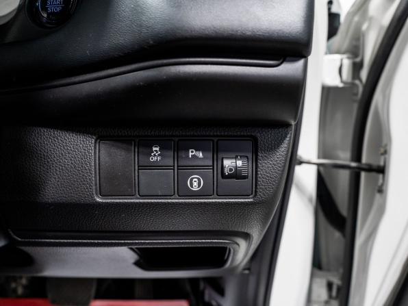 Honda Vezel II с пробегом 2021 года, цена 2 570 000 рублей, 35000 км, внедорожник, Автокод Объявления