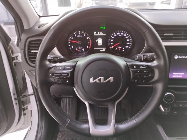 Kia Rio IV Рестайлинг с пробегом 2021 года, цена 1 720 000 рублей, 87438 км, хэтчбек, Автокод Объявления