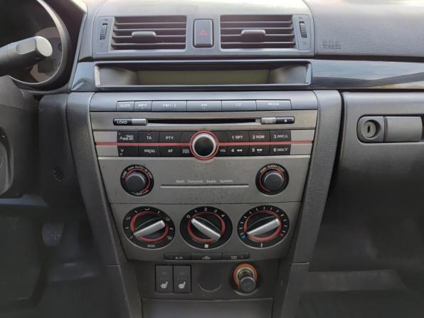 Mazda 3 I (BK) Рестайлинг с пробегом 2006 года, цена 369 000 рублей, 266499 км, седан, Автокод Объявления