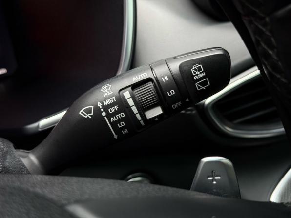 Hyundai Santa Fe IV Рестайлинг с пробегом 2021 года, цена 3 449 000 рублей, 40709 км, внедорожник, Автокод Объявления