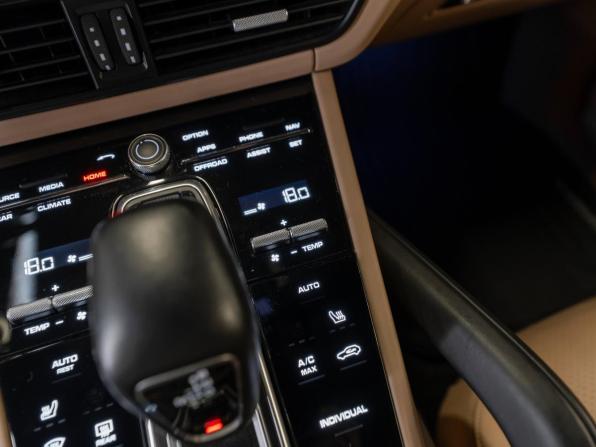 Porsche Cayenne III с пробегом 2019 года, цена 5 300 000 рублей, 198612 км, внедорожник, Автокод Объявления