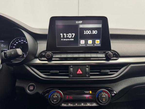 Kia Cerato IV Рестайлинг с пробегом 2021 года, цена 2 246 400 рублей, 31465 км, седан, Автокод Объявления