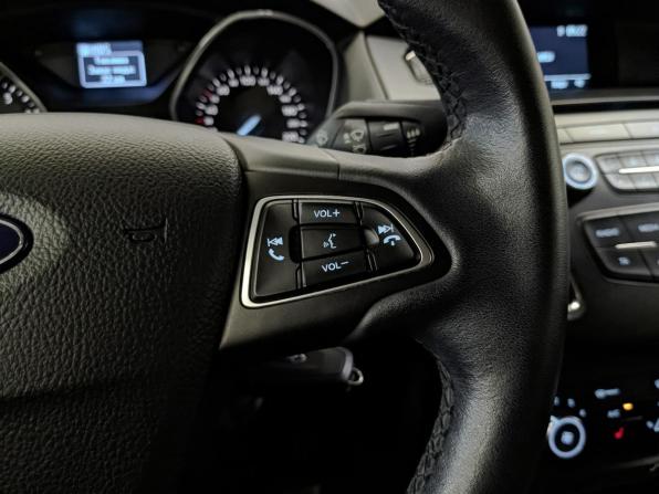 Ford Focus III Рестайлинг с пробегом 2018 года, цена 1 190 000 рублей, 56782 км, седан, Автокод Объявления
