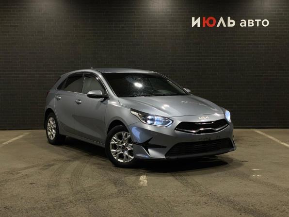 Kia Ceed III Рестайлинг с пробегом 2021 года, цена 1 300 000 рублей, 350381 км, хэтчбек, Автокод Объявления