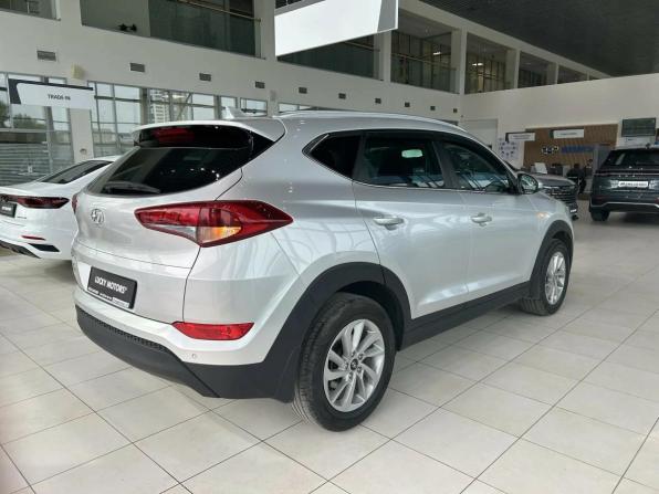 Hyundai Tucson III с пробегом 2018 года, цена 1 795 000 рублей, 242119 км, внедорожник, Автокод Объявления