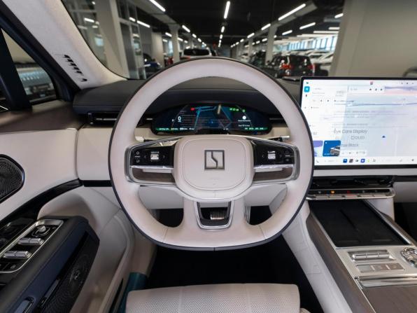 Zeekr 9X с пробегом 2025 года, цена 10 300 000 рублей, 5 км, внедорожник, Автокод Объявления