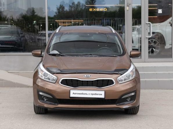 Kia Ceed II Рестайлинг с пробегом 2017 года, цена 1 300 000 рублей, 200913 км, универсал, Автокод Объявления