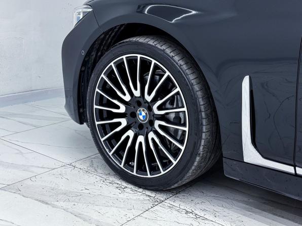 BMW 7 серии VI (G11/G12) Рестайлинг с пробегом 2020 года, цена 6 500 000 рублей, 78631 км, седан, Автокод Объявления
